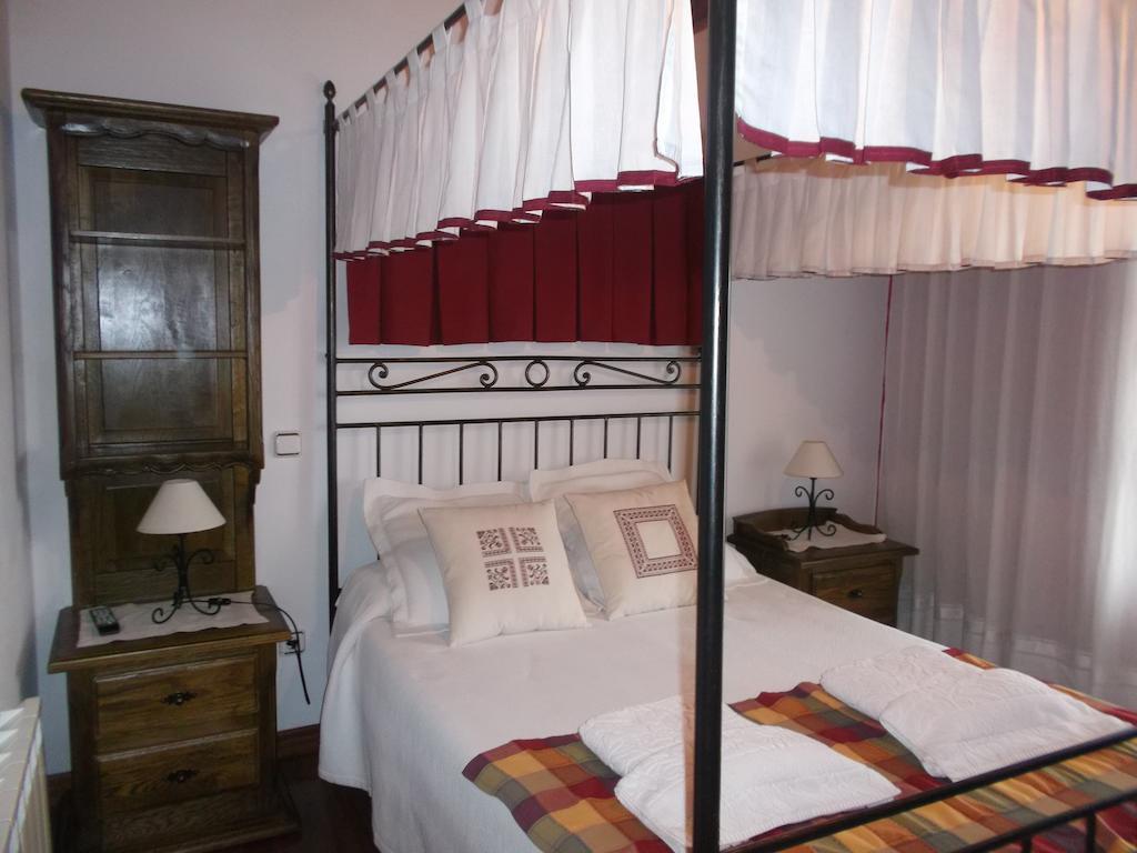 Hotel Rural El Rincon De Gadea Santa Gadea  객실 사진