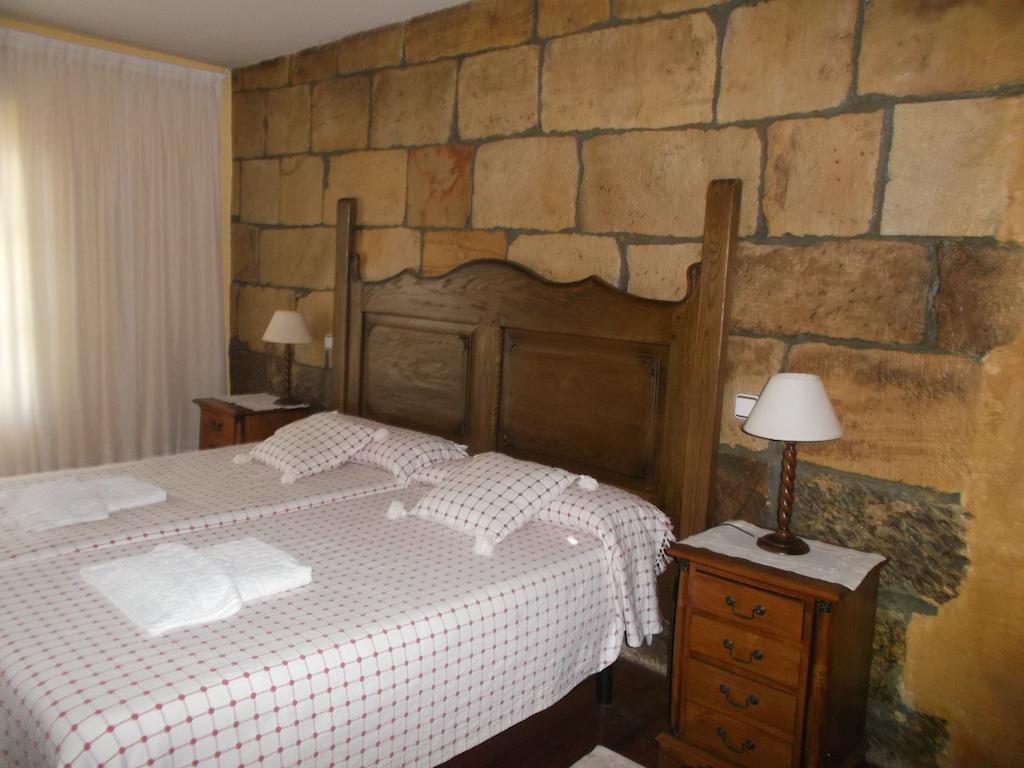 Hotel Rural El Rincon De Gadea Santa Gadea  객실 사진